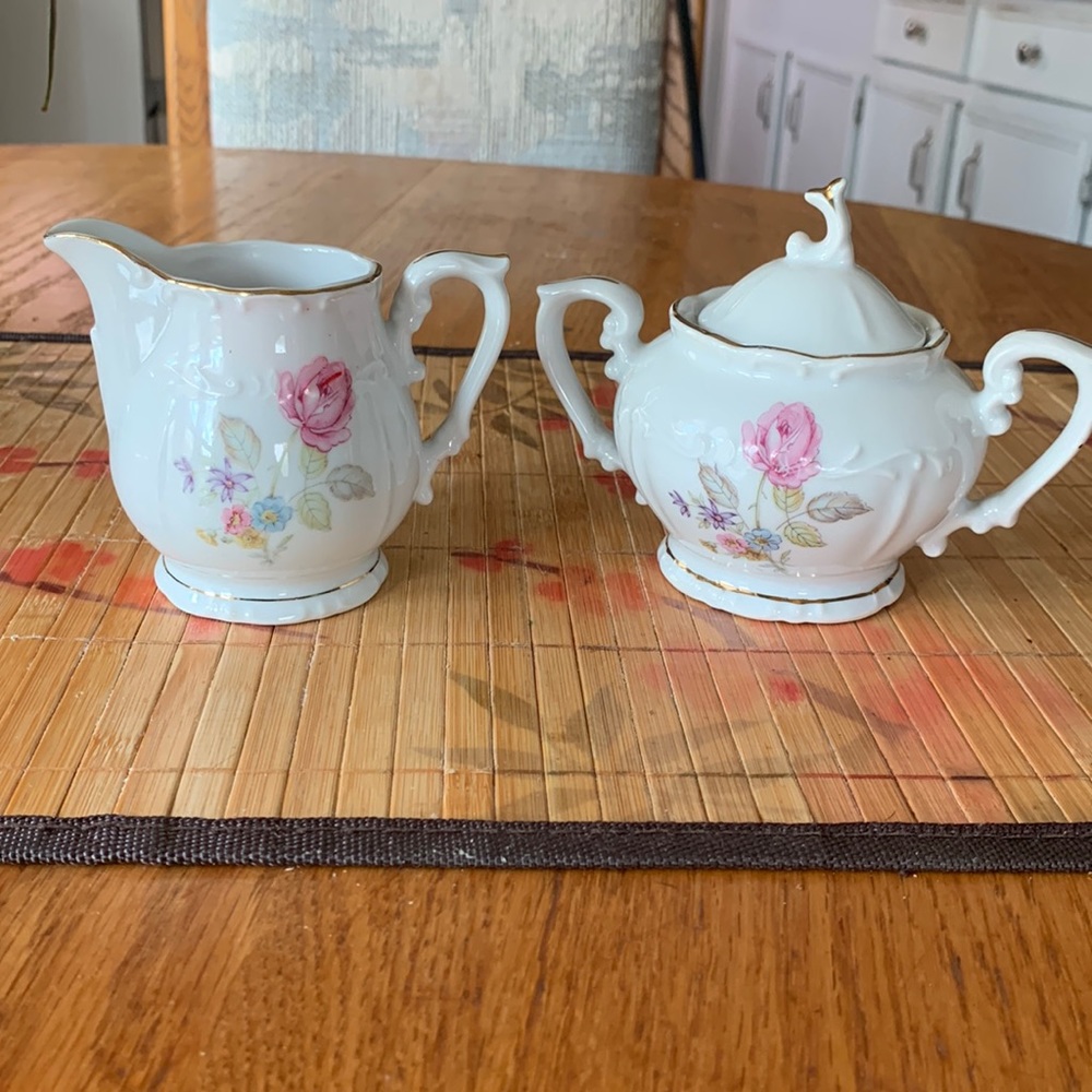 Vienna Woods Fine China Cream & Sugar